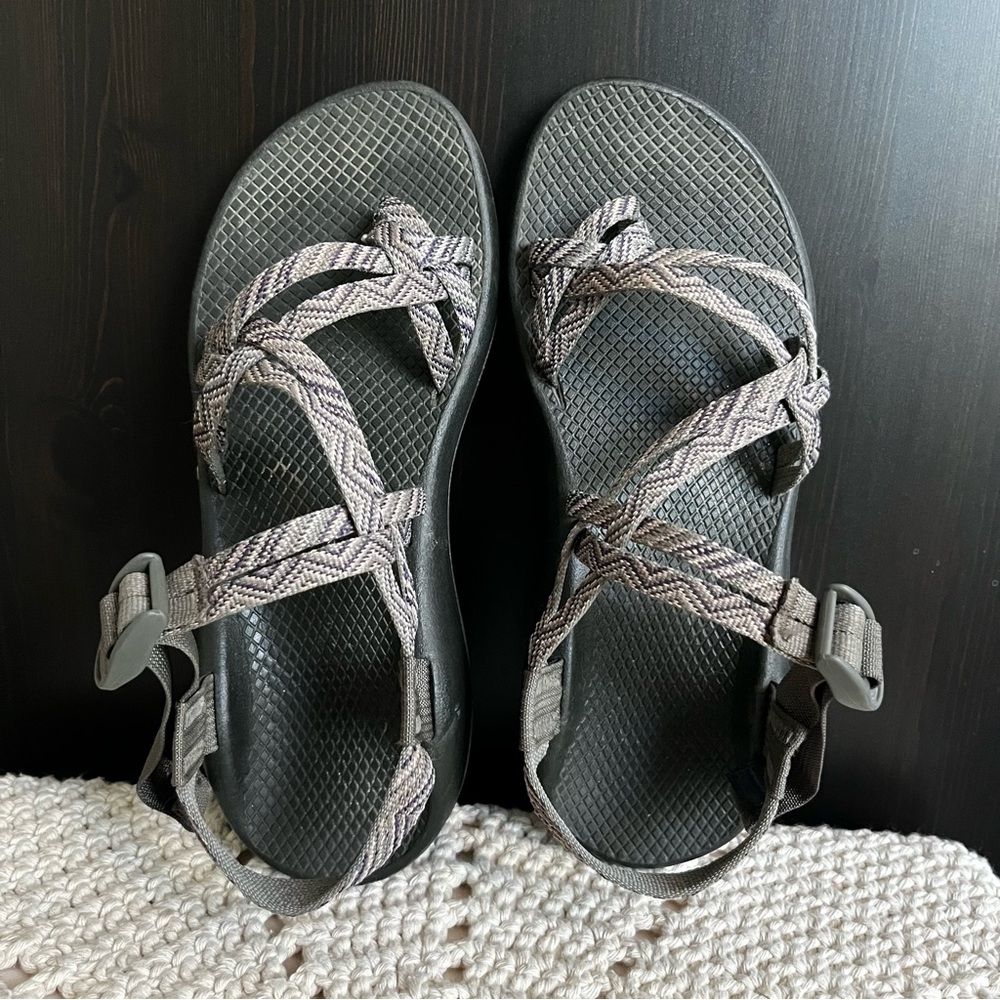 Chaco ZX2 Vibram Stripes Strappy Sandal Gray & Black Women’s Size 10